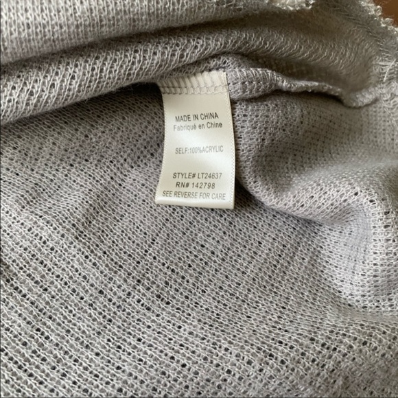 JULIANA’S | Knit Pullover V Neck Hoodie Sweater - Picture 10 of 14